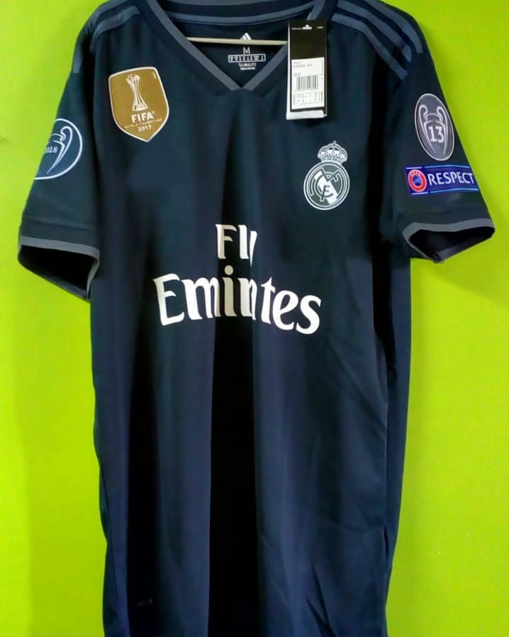 Real Madrid 2018-19 Away Kit / Marcelo #12 – Kit Base